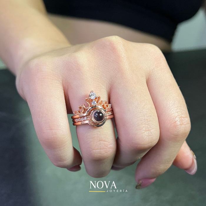 Anillo Corona Te Amo en 100 idiomas | Baño de Oro + Caja de Regalo Gratis✨